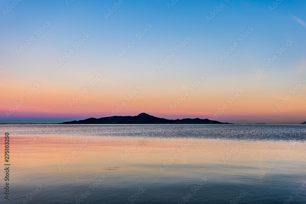 Obraz premium Island at blue hour