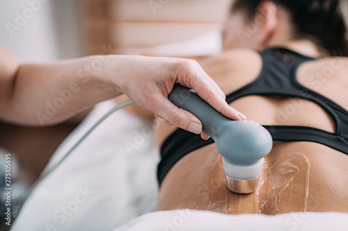 Tableau sur toile Ultrasound in Physical Therapy