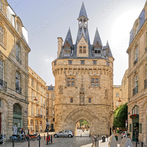 Porte Cailhau à Bordeaux