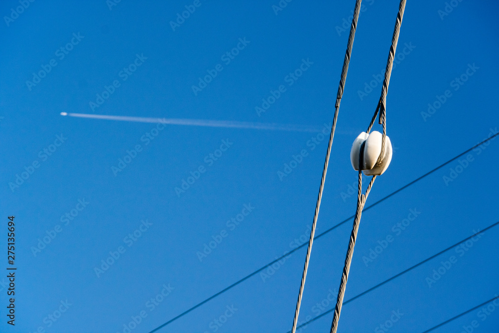 Obraz premium Blue sky and contrail / 青空と飛行機雲