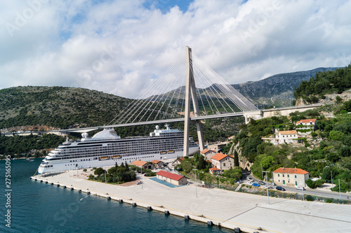 Franjo Tudjman Brücke Dubrovnik photo