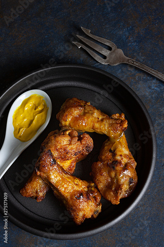 FRIED CHICKEN WITH MUSTARD AND HONEY SAUCE