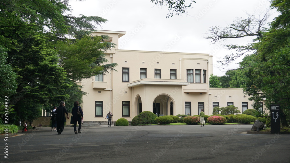 Naklejka premium 美術館