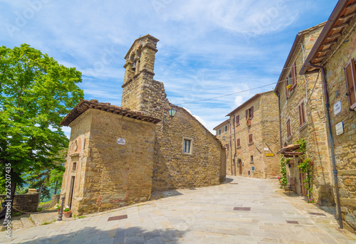 Tableau sur toile Cortona (Italy) - The awesome historical center of the medieval and renaissance