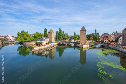 Blick auf Ponts Couverts in Straßburg/Frankreich