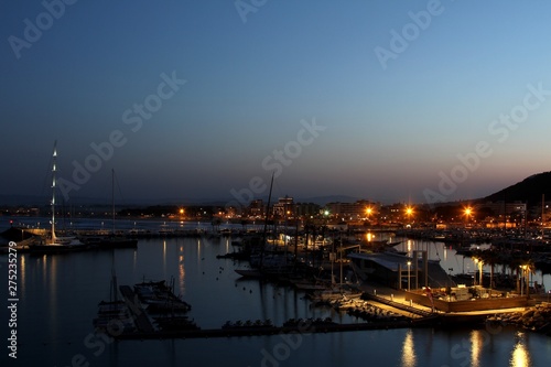 le port de l'Estartit à la nuit tombée,Espagne,Catalogne,Costa Brava © papinou