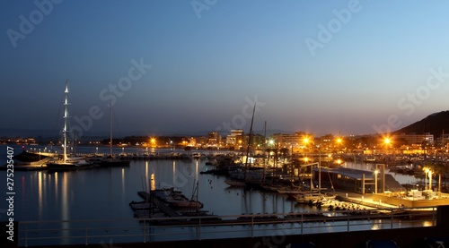 le port de l Estartit    la nuit tomb  e Espagne Catalogne Costa Brava