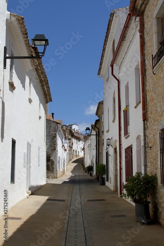 Fototapeta Naklejka Na Ścianę i Meble -  Begur sur la Costa Brava village et côte méditerranéen,Espagne,Catalogne