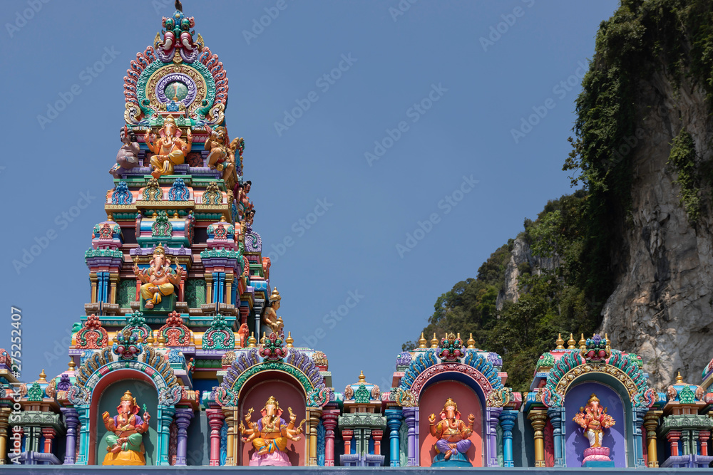 Fototapeta premium Batu Caves is a limestone hill that has a series of caves and cave temples in Gombak, Selangor, Malaysia