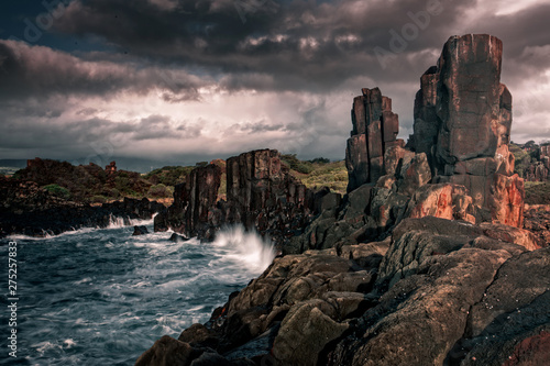 Tableau sur toile Bombo basalt columns landscape beauty