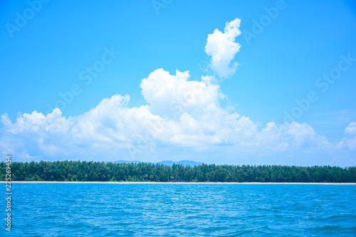 The beauty of the sea, the beach And the blue sky Of Phra Thong Island Kuraburi District, Phang Nga Province, Thailand. photo