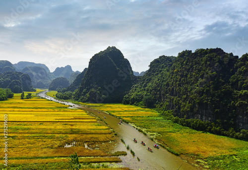 TamCoc Bich Dong Vietnam photo