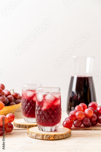 fresh grape juice