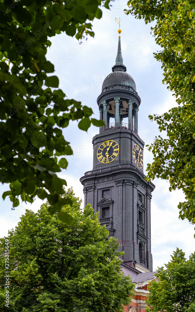Obraz premium Hamburh, an austere and industrious city of the nord Europe