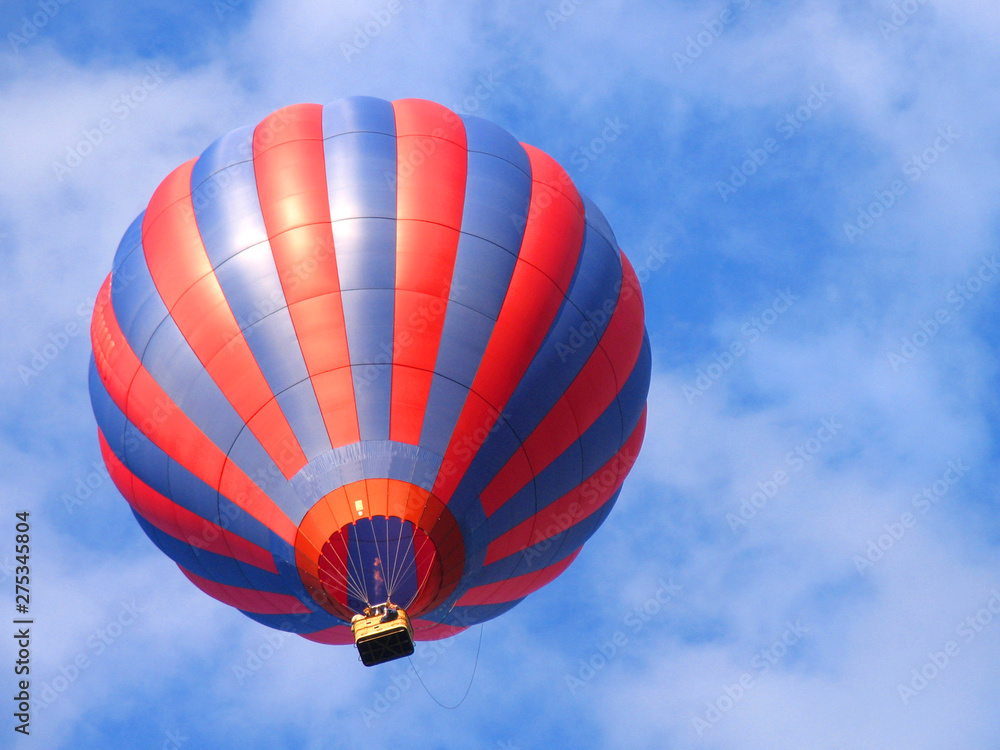 Fototapeta premium Colorful hot air balloon