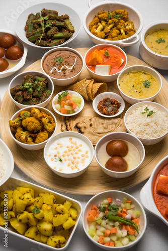 Fototapeta Naklejka Na Ścianę i Meble -  Indian Hindu Veg Thali / food platter, selective focus