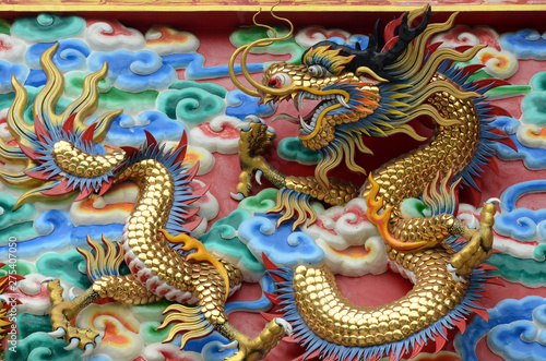 Chinese dragon in the wall according to Buddhist temples