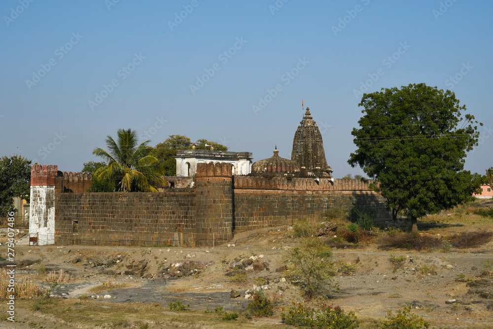 Vitthal temple and its surrounding fortification wall, Palashi, Parner, Ahmednagar