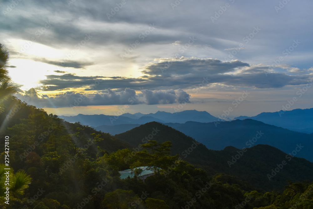 Obraz premium Danang, Vietnam - This scenic spot in Bana Hill is 1,400 meters above sea level.