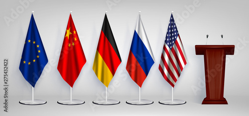 Tribune Flag Realistic Set