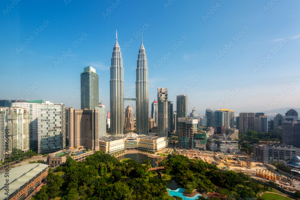 Fototapeta premium Kuala lumpur skyline rano, Malezja, Kuala lumpur jest stolicą Malezji