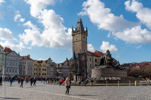 Canvas Print Old square with tower and monument