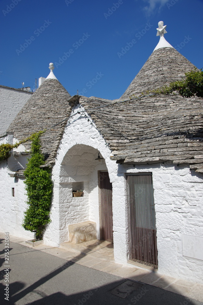 truli-alberobello