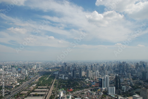 Wonderful view of the huge Bangkok from the top floor of the skyscraper © Valentin