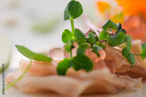 Carpaccio with saffron and caviar