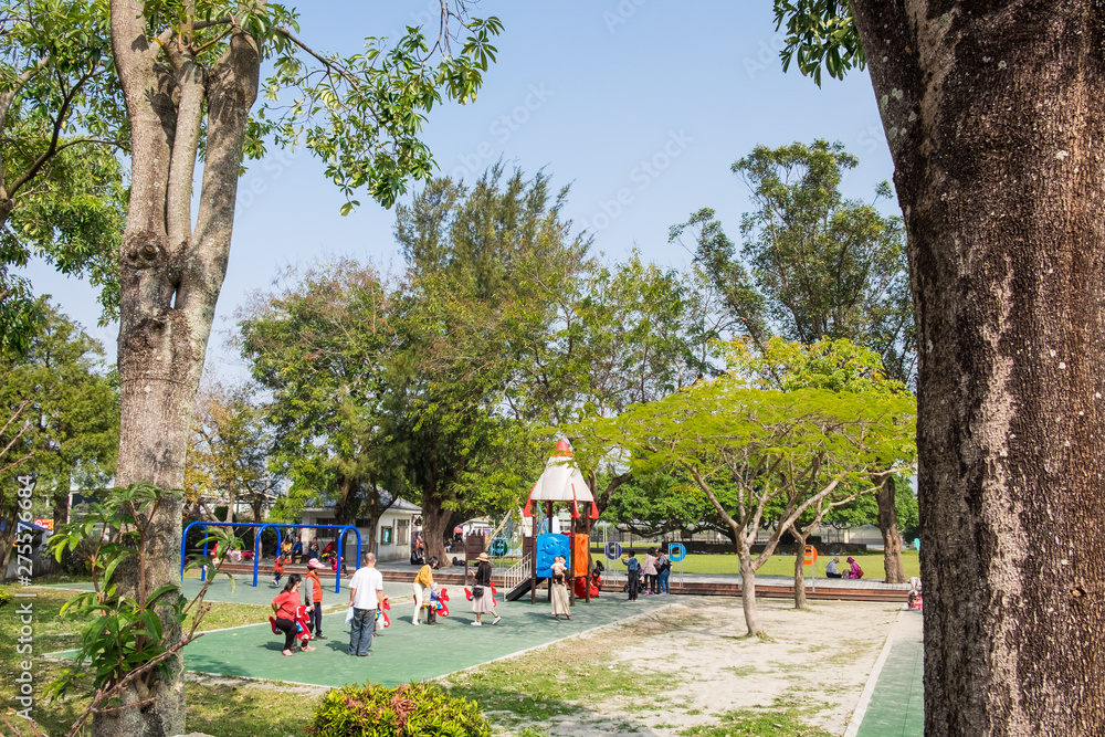 Fototapeta premium Taichung, Taiwan - 02 Mar 2019: Tourists are very crowded in the Cherry festival in Taichung. This festival attracts many tourists and photographers