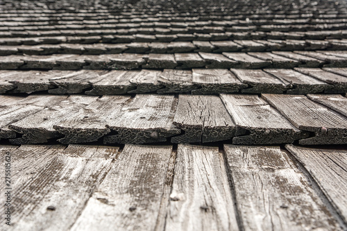 Obraz na płótnie Old wooden planks on the roof w salonie