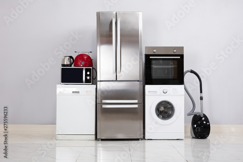 Foto Home Electronic Appliances On Floor