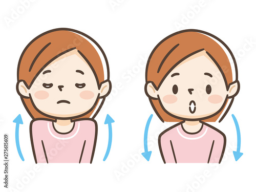 深呼吸をする若い女性
