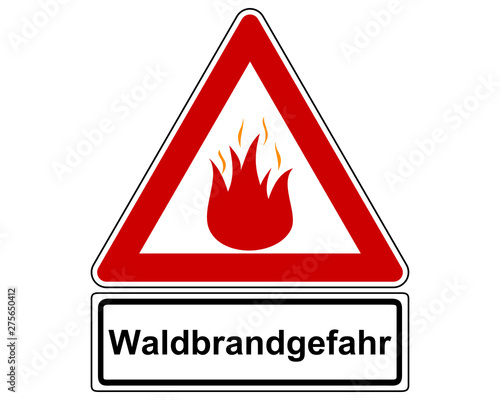 Verkehrsschild zu Waldbrandgefahr