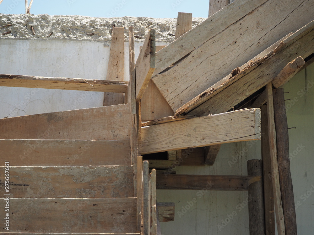 Preparation for the construction of the stairs in a private house of the boards. Preparation for the construction of the stairs in a private house of the boards.