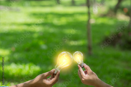 woman holding green apple in her hand