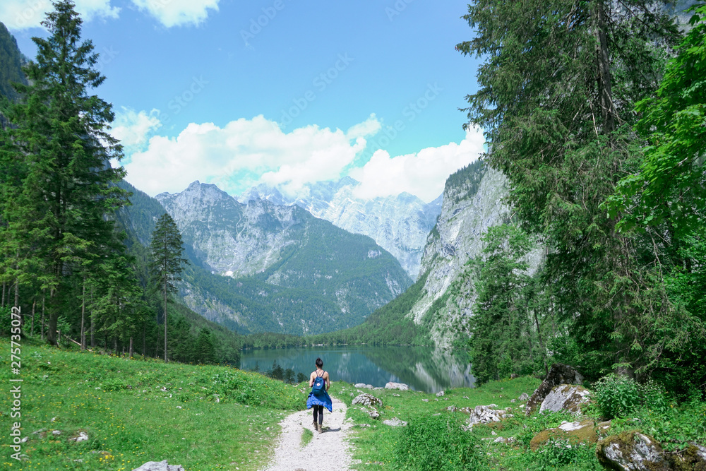 Obraz premium Female Hiker