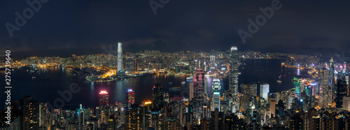Hong Kong cityscapeat night © Zoltan