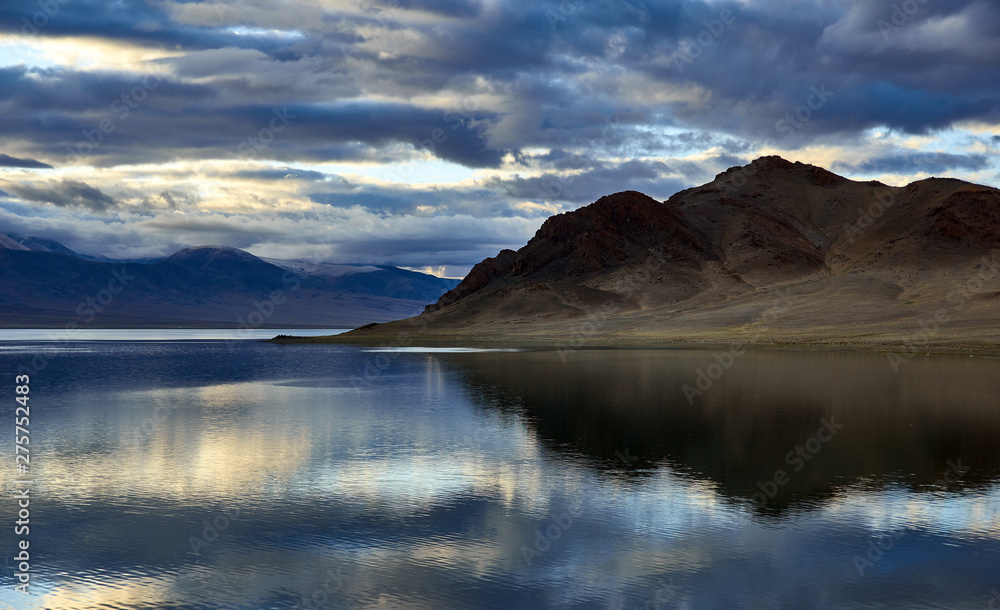 Tolbo Nuur Lake