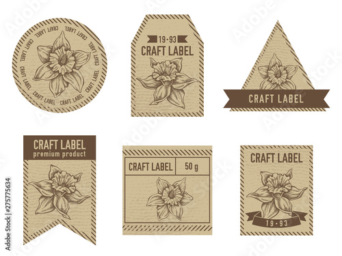 Craft labels with daffodil