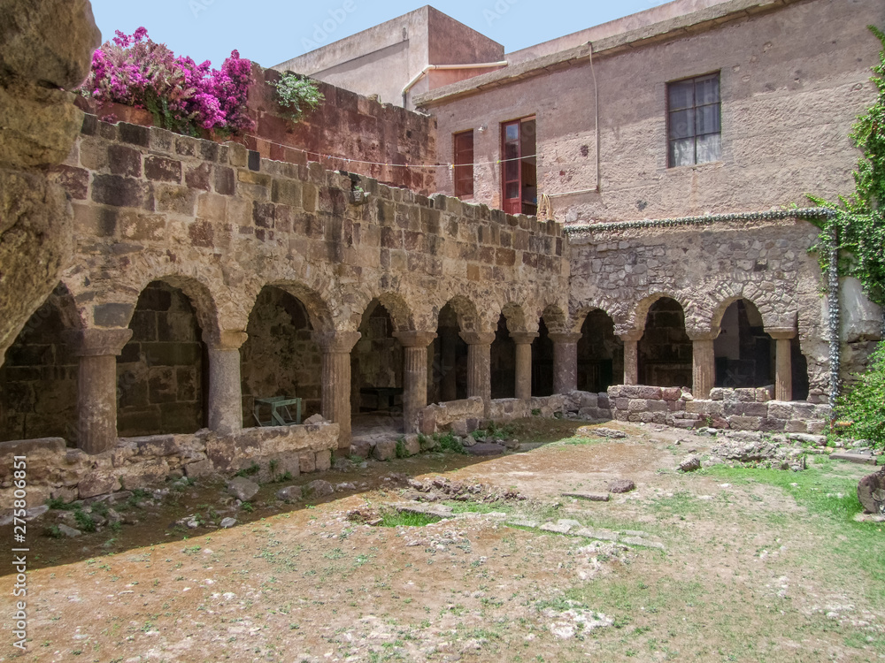 Obraz premium historic building at Lipari in Italy