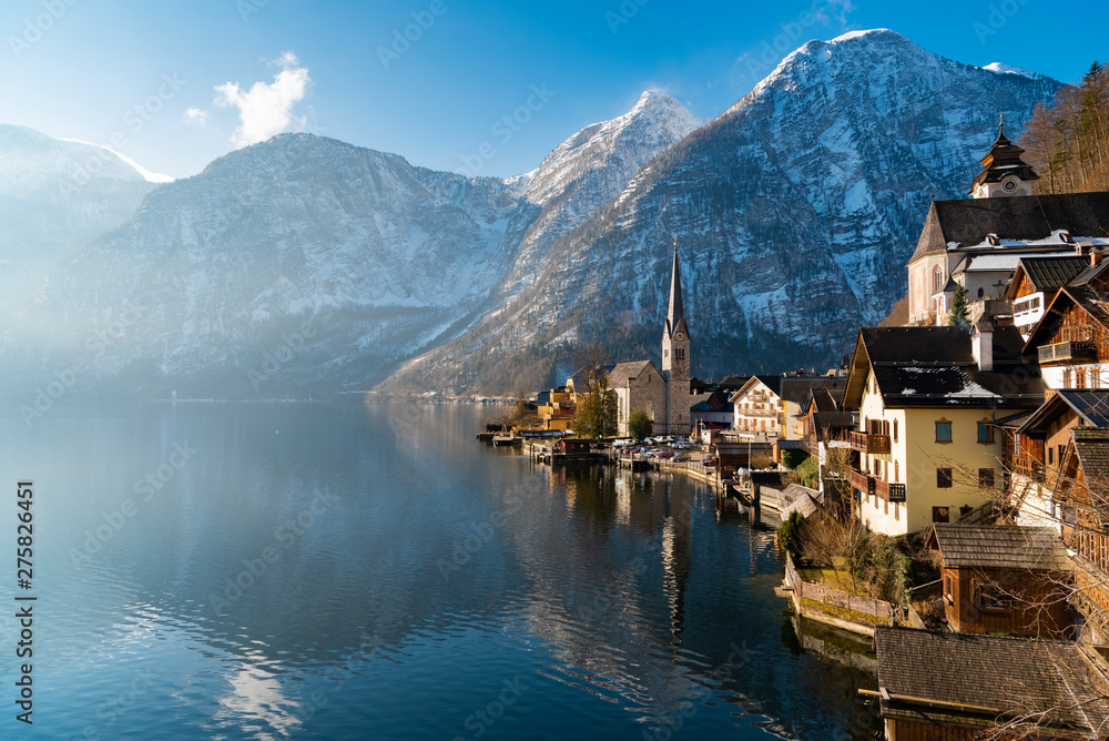 Fototapeta premium Lake Hallstatt, Austria. Hallstatt village in Alps mountains. UNESCO world heritage site