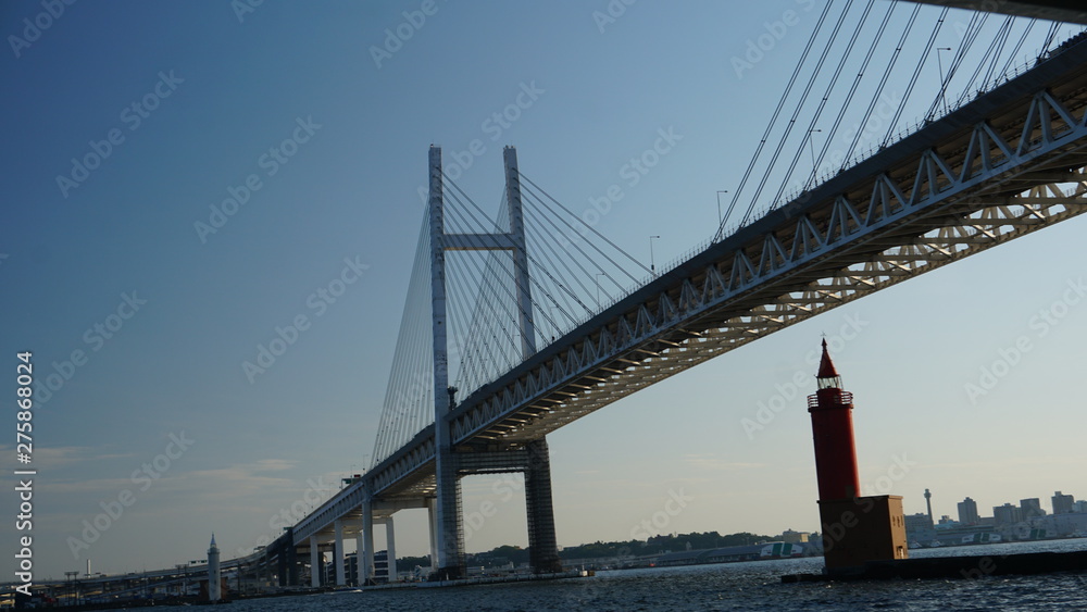 Naklejka premium 横浜ベイブリッジ