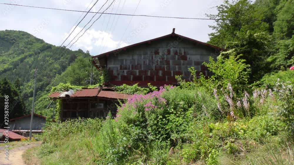 山里の風景 (山、川、山村) 山里の風景 (山、川、山村)