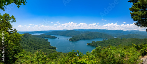 Fototapeta Naklejka Na Ścianę i Meble -  Lake Jocassee viewed from Jumping Off Rock, Jocassee Gorges Wilderness Area, South Carolina	