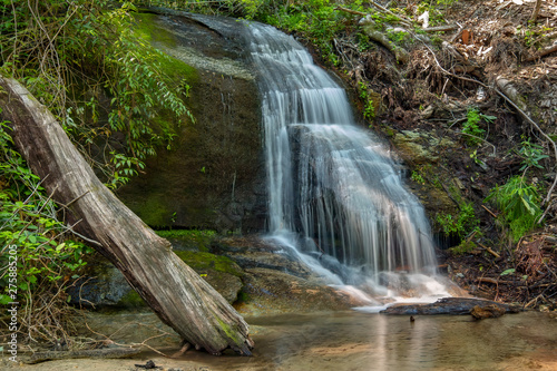 Fototapeta Naklejka Na Ścianę i Meble -  Unnamed Waterfall in Jocassee Gorges Wilderness Area on Horse Pasture Road, South Carolina