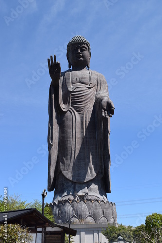 牛久大仏 ／ 牛久大仏（うしくだいぶつ）は、茨城県牛久市にある 