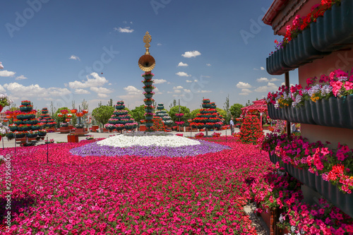 Cuadro en lienzo Konya / Turkey, June 7, 2019, Konya Selcuklu Flower park (cicek park)
