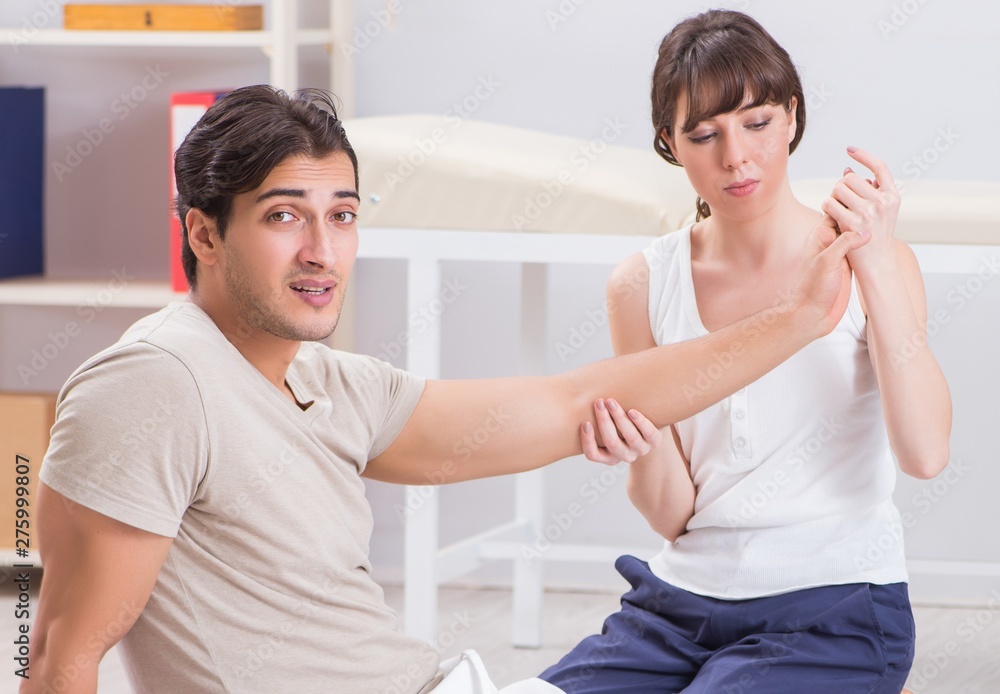 Patient recovering in hospital after injury trauma Patient recovering in hospital after injury trauma