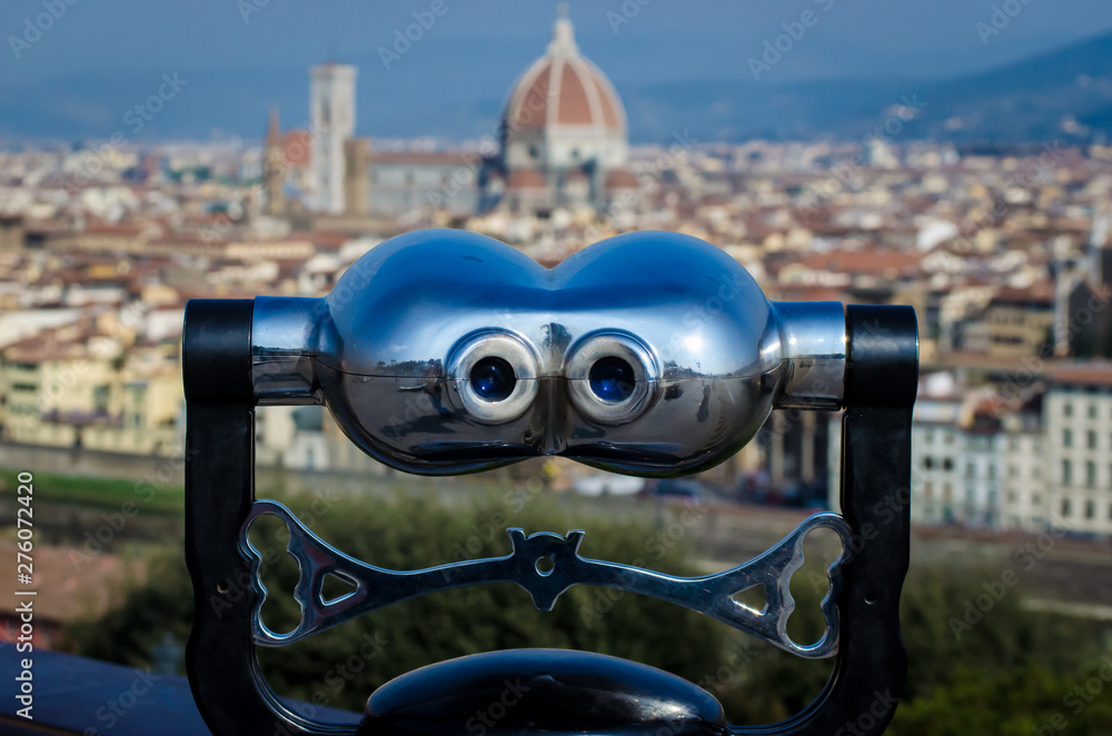 Osservare il panorama di Firenze
